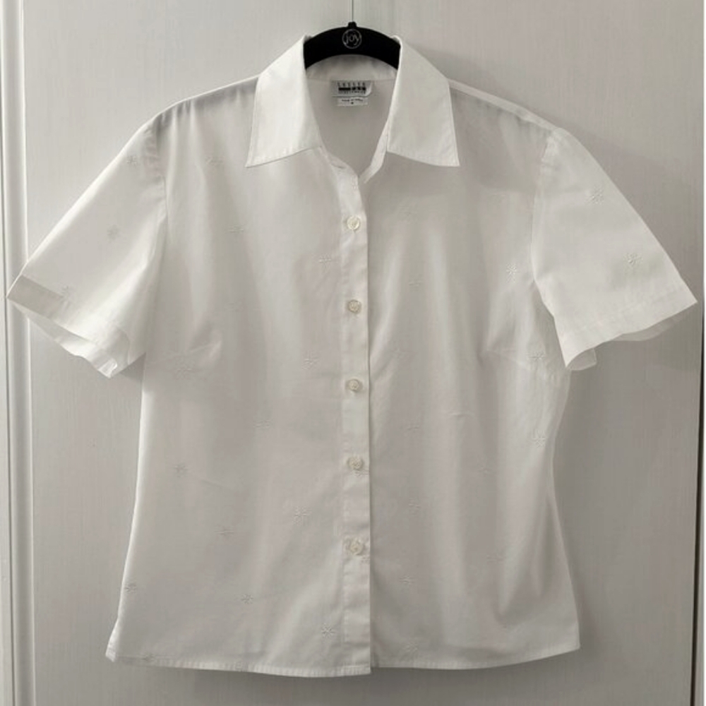 Vintage '98 White Short-Sleeve Button-up Blouse w/Embroidered Detail - Women's 8